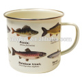 Taza del esmalte de los pescados Taza del esmalte de los pescados